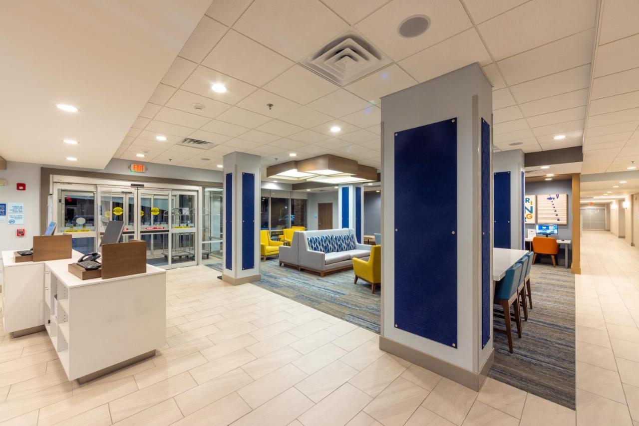 Holiday Inn Express & Suites - Harrisonburg University Area By Ihg ภายนอก รูปภาพ